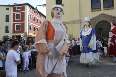 Imágenes de las fiestas en la localidad navarra de Corella y en la celebración de San Fermín Chiquito en Pamplona.