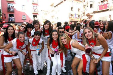 Imágenes de las fiestas en la localidad navarra de Corella y en la celebración de San Fermín Chiquito en Pamplona.