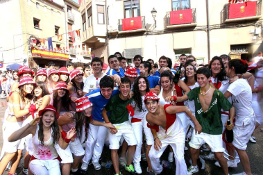 Imágenes de las fiestas en la localidad navarra de Corella y en la celebración de San Fermín Chiquito en Pamplona.
