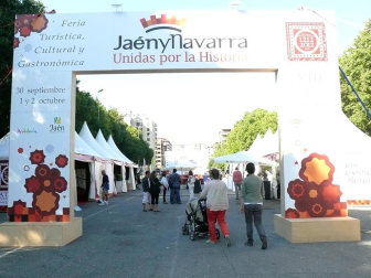 Con motivo de la conmemoración del octavo centenario de la Batalla de las Navas de Tolosa, una exposición promocional de Jaén se ha trasladado a la capital Navarra bajo el lema "Unidas por la Historia".