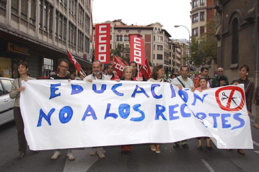 Entre 1.500 y 3.000 personas se han manifestado este jueves por la tarde en Pamplona