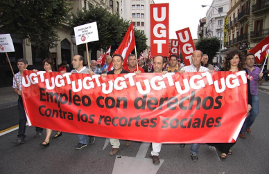 Entre 1.500 y 3.000 personas se han manifestado este jueves por la tarde en Pamplona