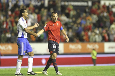 Imágenes del partido entre Osasuna y el Zaragoza, en el que los rojillos se impusieron 3-0 durante la novena jornada del Fútbol de Primera División.