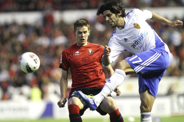 Imágenes del partido entre Osasuna y el Zaragoza, en el que los rojillos se impusieron 3-0 durante la novena jornada del Fútbol de Primera División.
