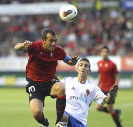 Imágenes del partido entre Osasuna y el Zaragoza, en el que los rojillos se impusieron 3-0 durante la novena jornada del Fútbol de Primera División.