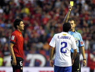 Imágenes del partido entre Osasuna y el Zaragoza, en el que los rojillos se impusieron 3-0 durante la novena jornada del Fútbol de Primera División.