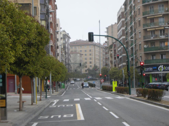 Varios lugares de Pamplona amanecen con niebla este domingo