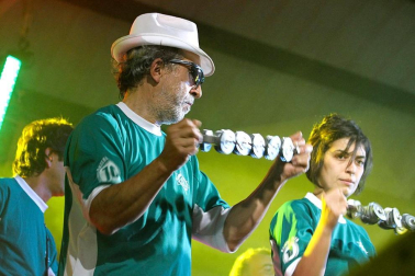 Imágenes de la celebración de la Carpa Universitaria durante la noche del viernes 4 de noviembre de 2011.