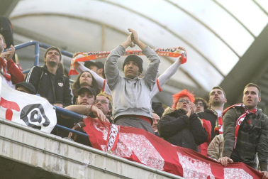 Imágenes de la afición del Reyno de Navarra en el encuentro Osasuna 0 - Rayo Vallecano 0.