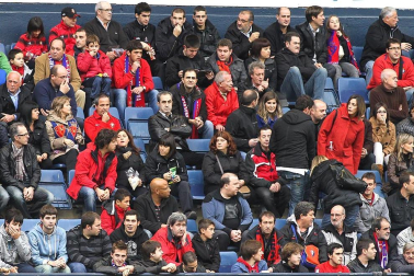 Imágenes de la afición del Reyno de Navarra en el encuentro Osasuna 0 - Rayo Vallecano 0.