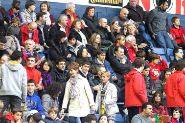 Imágenes de la afición del Reyno de Navarra en el encuentro Osasuna 0 - Rayo Vallecano 0.