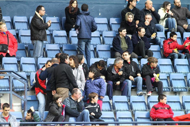 Imágenes de la afición del Reyno de Navarra en el encuentro Osasuna 0 - Rayo Vallecano 0.