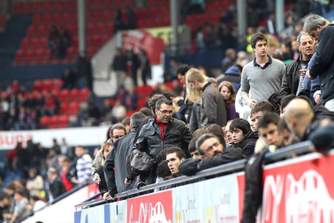 Imágenes de la afición del Reyno de Navarra en el encuentro Osasuna 0 - Rayo Vallecano 0.