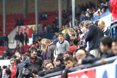 Imágenes de la afición del Reyno de Navarra en el encuentro Osasuna 0 - Rayo Vallecano 0.