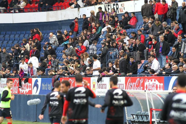 Imágenes de la afición del Reyno de Navarra en el encuentro Osasuna 0 - Rayo Vallecano 0.