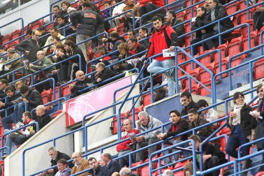 Imágenes de la afición del Reyno de Navarra en el encuentro Osasuna 0 - Rayo Vallecano 0.
