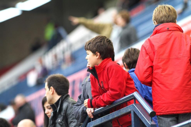 Imágenes de la afición del Reyno de Navarra en el encuentro Osasuna 0 - Rayo Vallecano 0.