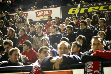 Búscate en la grada del Osasuna 2- Betis 1