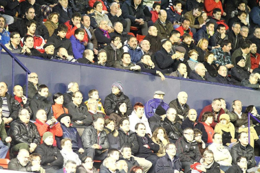 Búscate en la grada del Osasuna 2- Betis 1