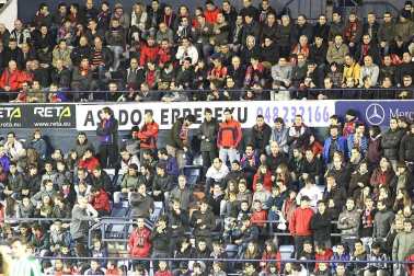 Búscate en la grada del Osasuna 2- Betis 1
