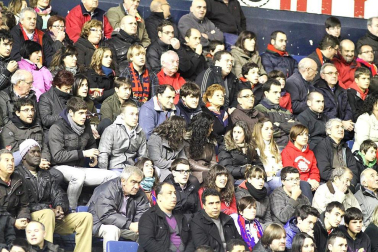 Búscate en la grada del Osasuna 2- Betis 1