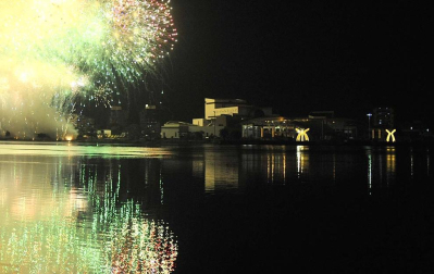 Imágenes de las celebraciones en distintas partes del mundo de la llegada del Año Nuevo 2012 y la despedida de 2011 en la tradicional Nochevieja.