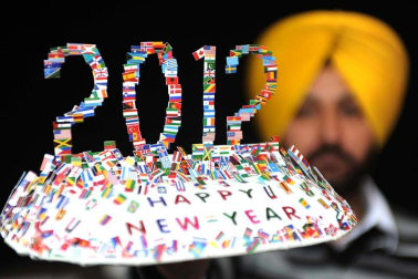 Imágenes de las celebraciones en distintas partes del mundo de la llegada del Año Nuevo 2012 y la despedida de 2011 en la tradicional Nochevieja.