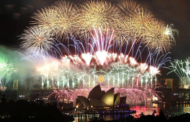 Imágenes de las celebraciones en distintas partes del mundo de la llegada del Año Nuevo 2012 y la despedida de 2011 en la tradicional Nochevieja.