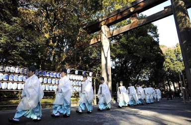 Imágenes de las celebraciones en distintas partes del mundo de la llegada del Año Nuevo 2012 y la despedida de 2011 en la tradicional Nochevieja.