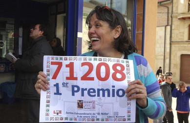 Celebraciones de los agraciados con el sorteo de 'El Niño'