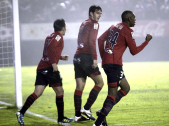Imágenes del partido Osasuna-Barcelona correspondiente a la vuelta de octavos de final de la Copa del Rey.