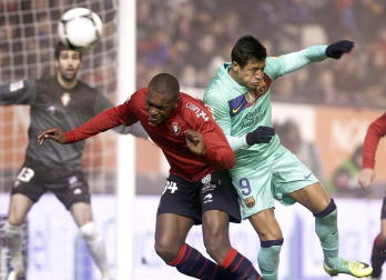 Imágenes del partido Osasuna-Barcelona correspondiente a la vuelta de octavos de final de la Copa del Rey.
