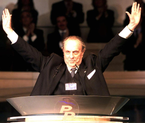 Imágenes de Manuel Fraga, que ha fallecido este domingo