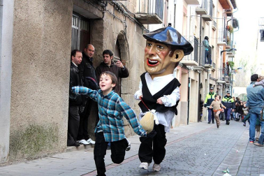 Sangüesa honra a San Sebastián