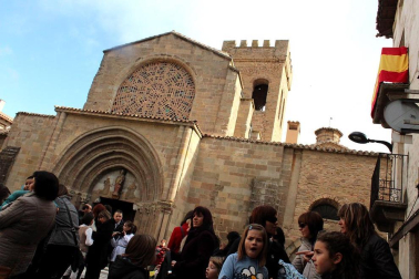 Sangüesa honra a San Sebastián