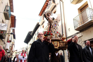 Sangüesa honra a San Sebastián