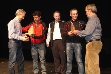 III Gala del Montañismo, en la que se recordó el ascenso al K2 en 1986 de Mari Ábrego y Josema Casimiro
