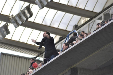 Imágenes de los aficionados de Osasuna durante el partido de Liga que enfrentó al equipo navarro con el Valencia