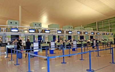 La empresa Spanair confirmó este viernes el cese de sus vuelos, que fueron cancelados esa misma noche en los principales aeropuertos de España.