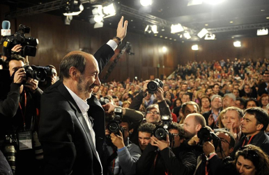 Sevilla ha sido el escenario en el que este viernes y sábado 3 y 4 de febrero se celebra el Congreso General del Partido Socialista para elegir al dirigente que sucederá a José Luis Rodríguez Zapatero.