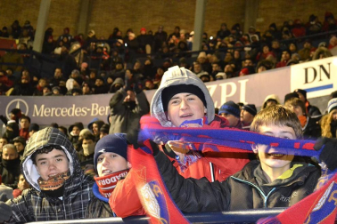 Los aficionados de Osasuna han disfrutado este sábado de la vicoria de su equipo ante el Barcelona