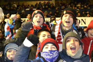 Los aficionados de Osasuna han disfrutado este sábado de la vicoria de su equipo ante el Barcelona