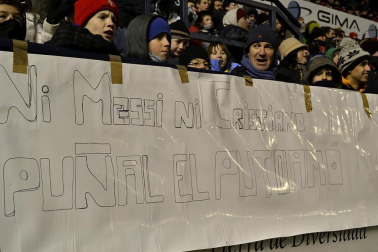 Los aficionados de Osasuna han disfrutado este sábado de la vicoria de su equipo ante el Barcelona