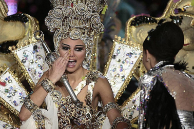 Varias imágenes del Carnaval de Santa Cruz de Tenerife 2012