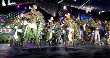 Varias imágenes del Carnaval de Santa Cruz de Tenerife 2012