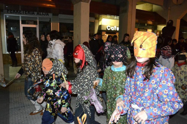 La localidad ha celebrado sus carnavales que han finalizado con la quema de Jacobo de Licras en la Plaza Consistorial de la localidad.