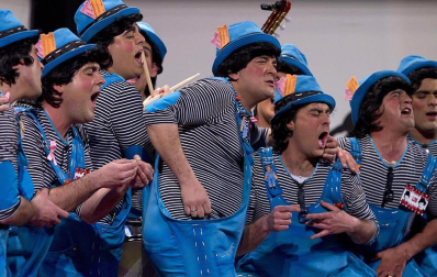 Participación de las chirigotas, comparsas, cuartetos y coros participantes en el Concurso Oficial de Agrupaciones Carnavalescas de la localidad andaluza de Cádiz.
