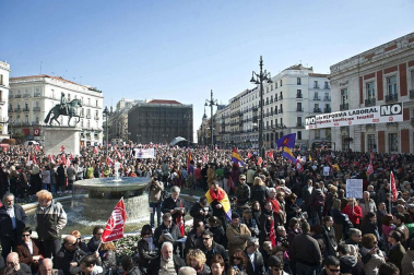 Movilizaciones convocadas por UGT y CCOO en las principales ciudades españolas como protesta y rechazo a la reforma laboral aprobada por el Gobierno de Rajoy.