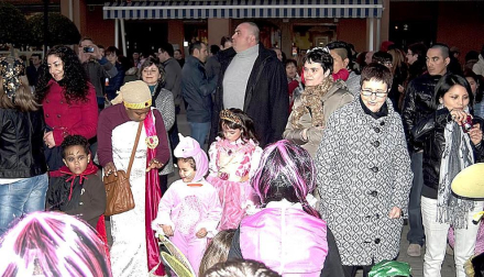 Ambiente y disfraces en los Carnavales de San Adrián 2012.