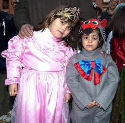 Ambiente y disfraces en los Carnavales de San Adrián 2012.